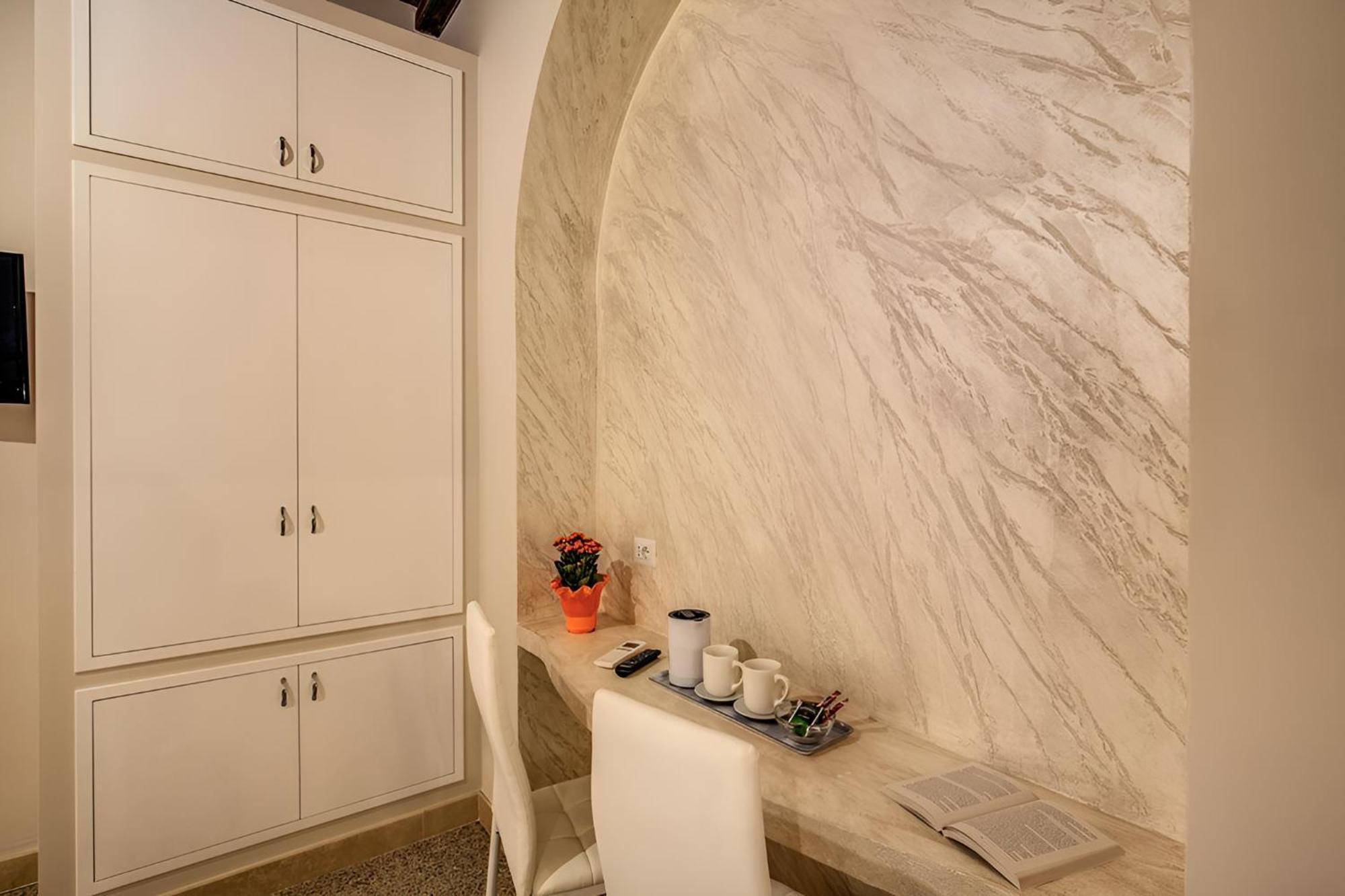 Colosseo Accomodation Room Guest House Roma Exterior foto